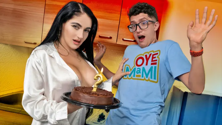 [Oye Mami] Stella Osorio: One Year Older and Hornier