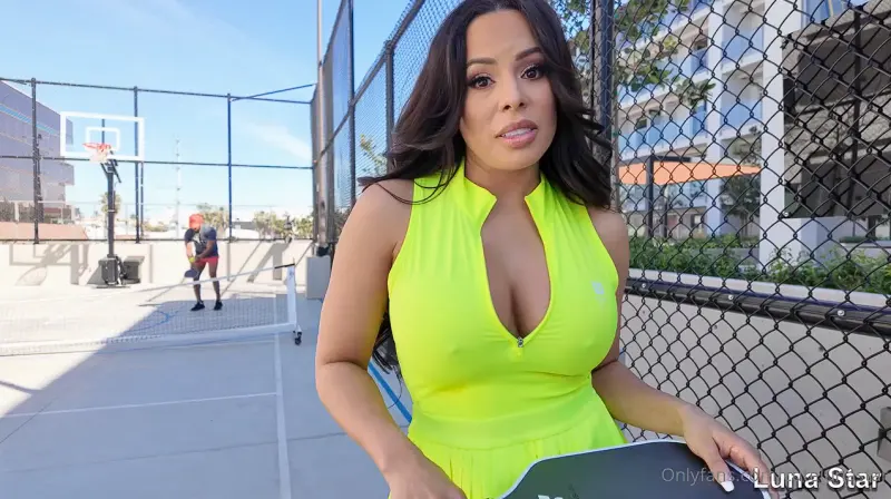 OnlyFans – Luna Star Sexy House Wife Creampied By BBC Tenis Trainer