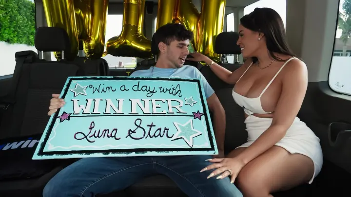 [RK Prime] Luna Star: Mega Fan Wins a Ride